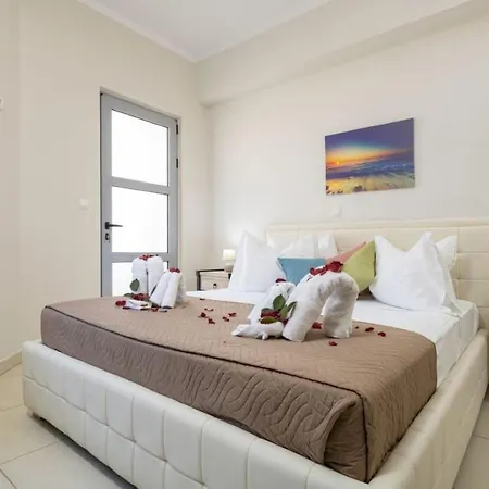 Christini Cozy Apartment Souda Exterior photo